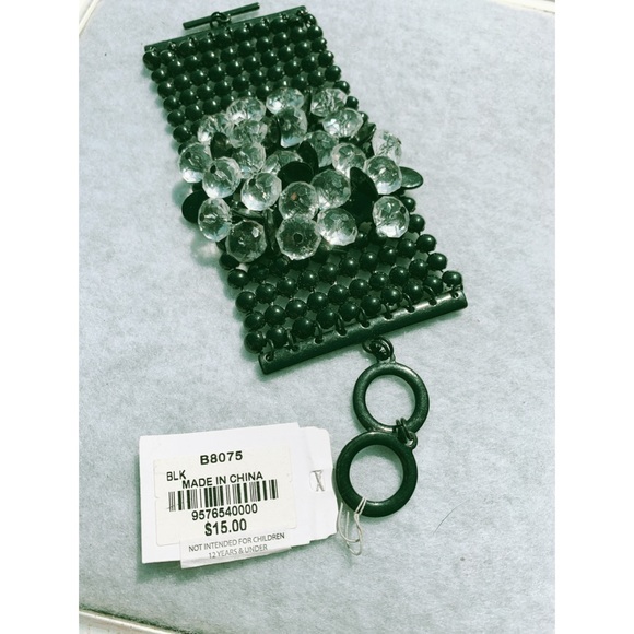 Black Beaded cuff - Picture 2 of 2